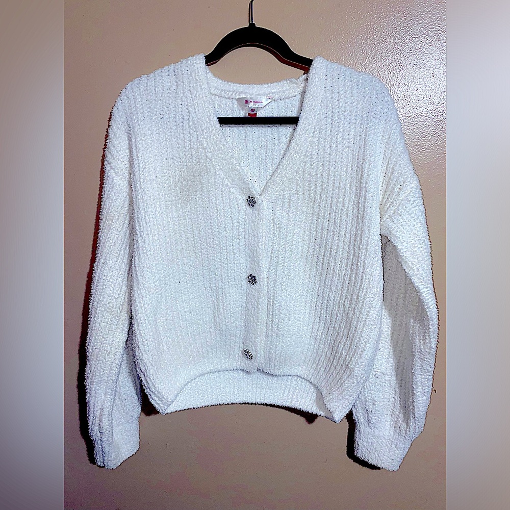 NO | no boundaries 
BO